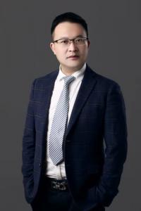 杨光  律师